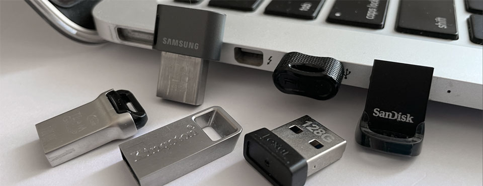 USB Flash Drive - mini Cassette